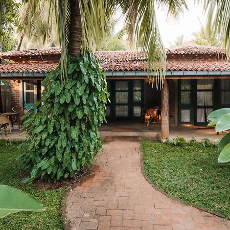 Nongu Home Trincomalee Exteriör bild